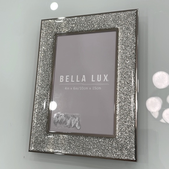 *NEW* Bella Lux picture frame - Picture 7 of 7